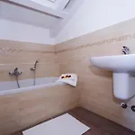 Casa Laura Apt. 6 *